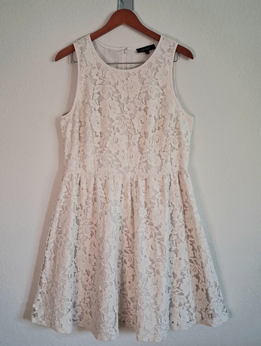 Karen Kane Ivory Lace Dress with Scoop Neck